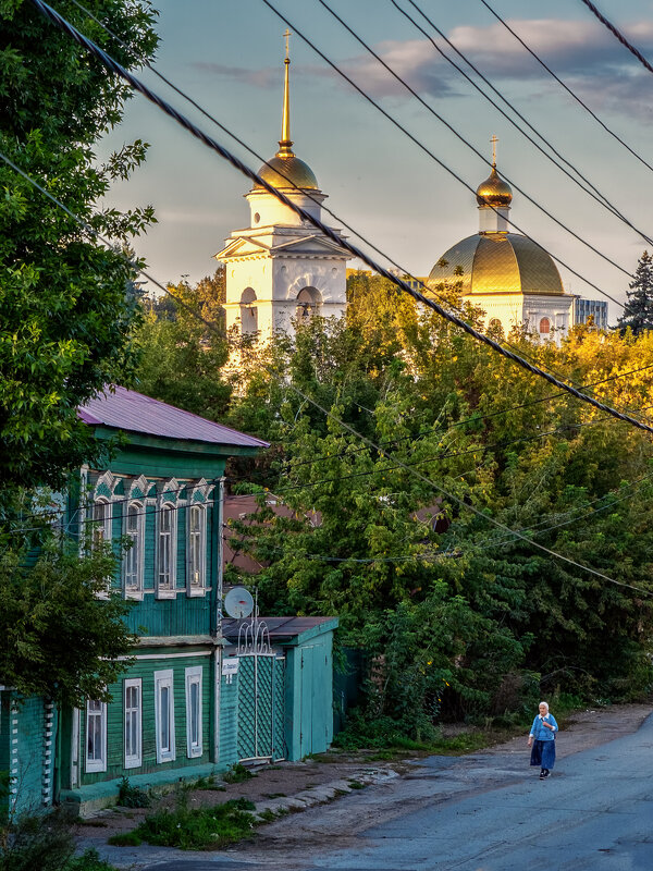 В старом городе - Сергей Шатохин 