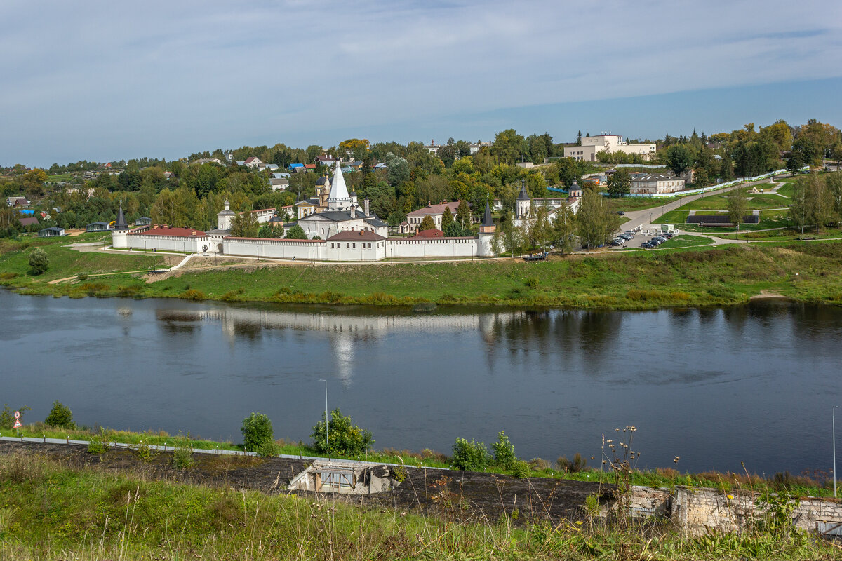 Старица. Популярный у фотографов ракурс. - Михаил "Skipper" Старица. Популярный у фотографов ракурс. - Михаил "Skipper"