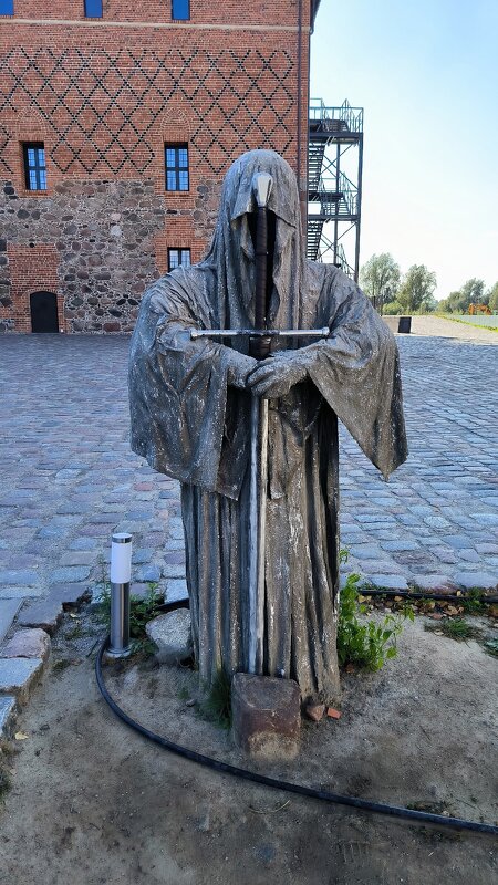 Стражи замка Тапиау. - Ольга 