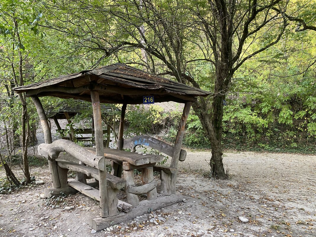 С подручного материала - Alexey YakovLev