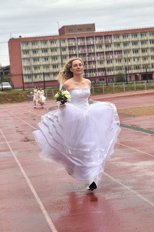 Бегом! Бегом за Счастьем! - Александр Гриднев Бегом! Бегом за Счастьем! - Александр Гриднев