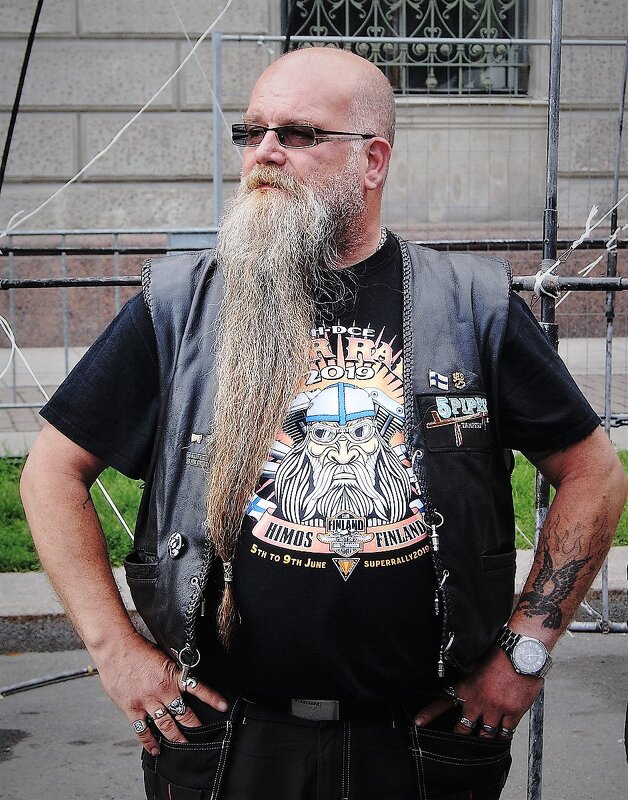 БАЙКЕР - Виктор Никитенко БАЙКЕР - Виктор Никитенко