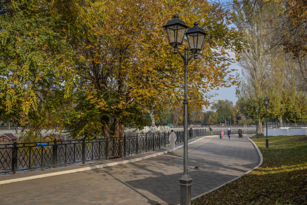 Самарская осень.. - Евгений 