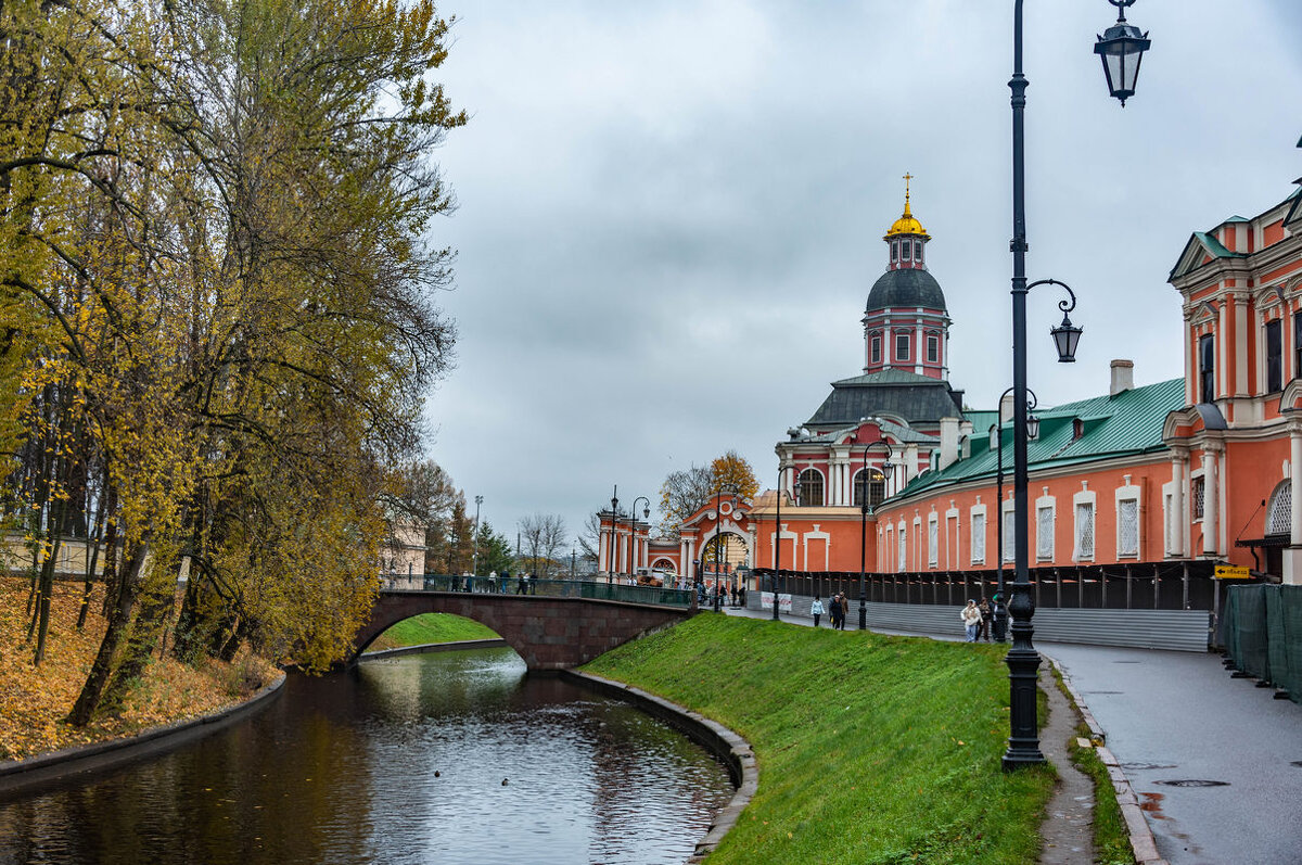 *** - Дмитрий Лупандин