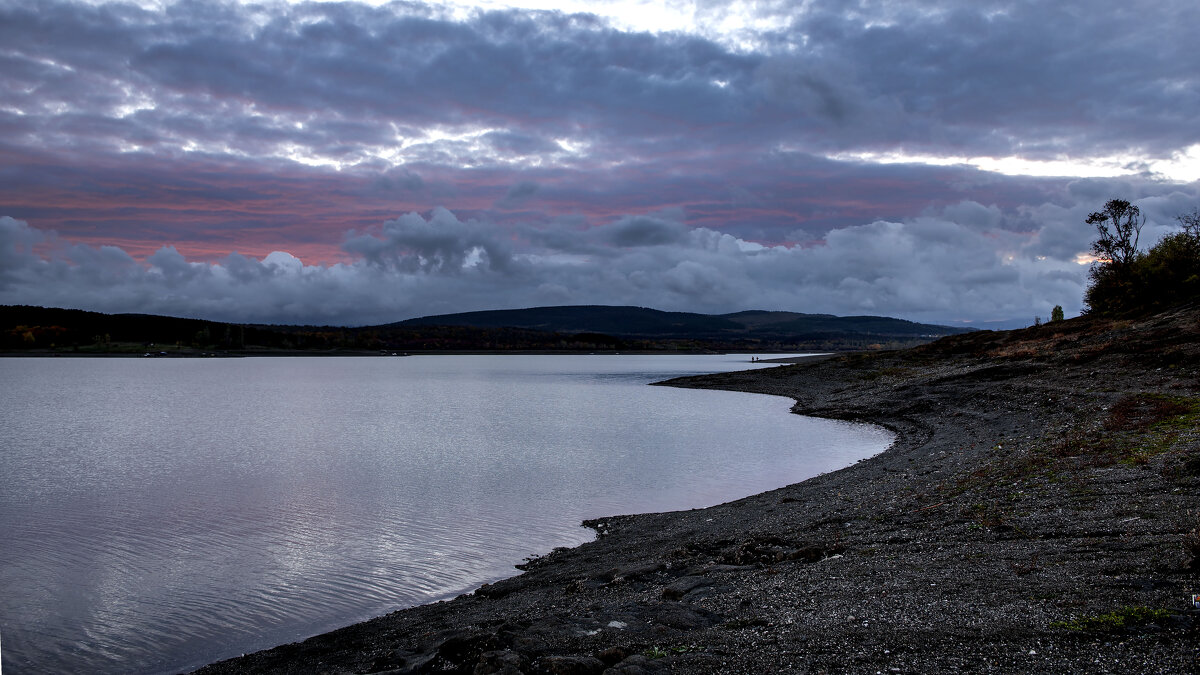 Утро на озере. - Сергей Воротников