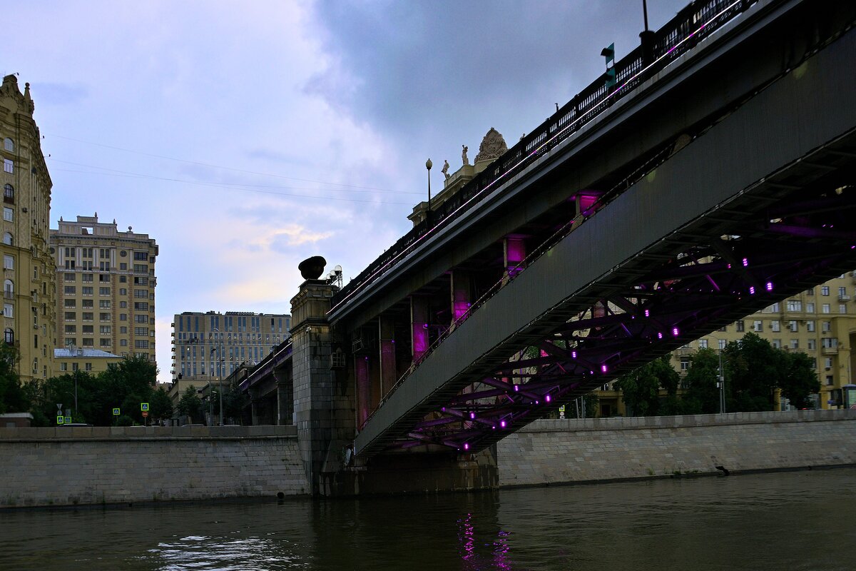 Москва. Вечерняя прогулка по реке - Владимир Мигонькин