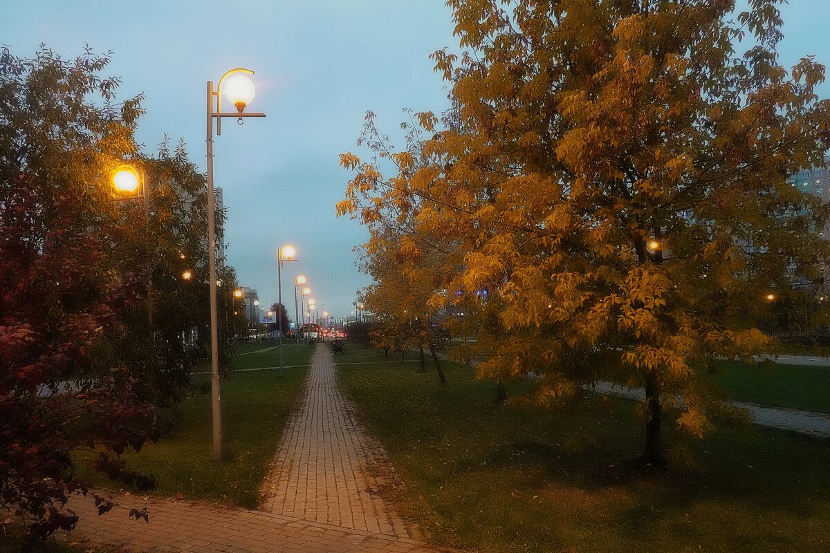 Вечерняя прогулка по Октябрю. - Татьяна Помогалова