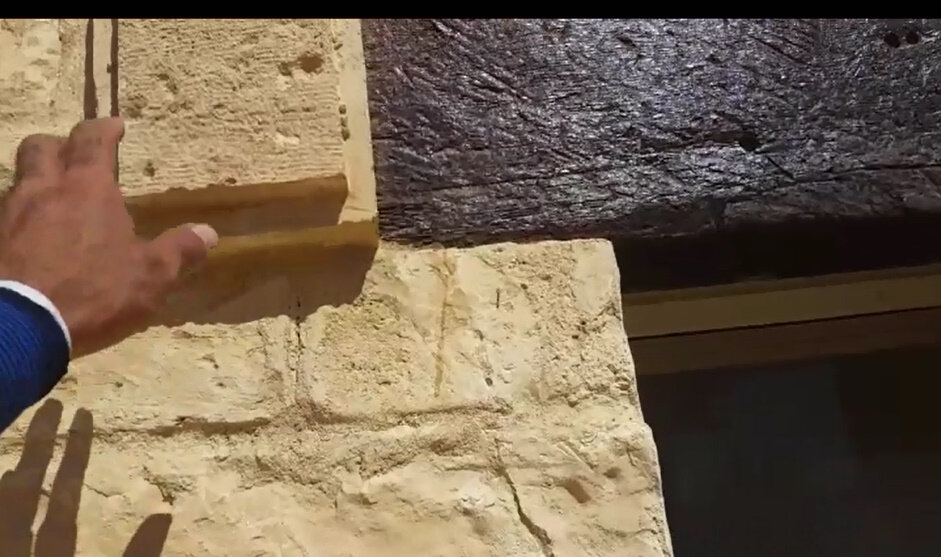 114 (93) - CLOSE WAYS ALL