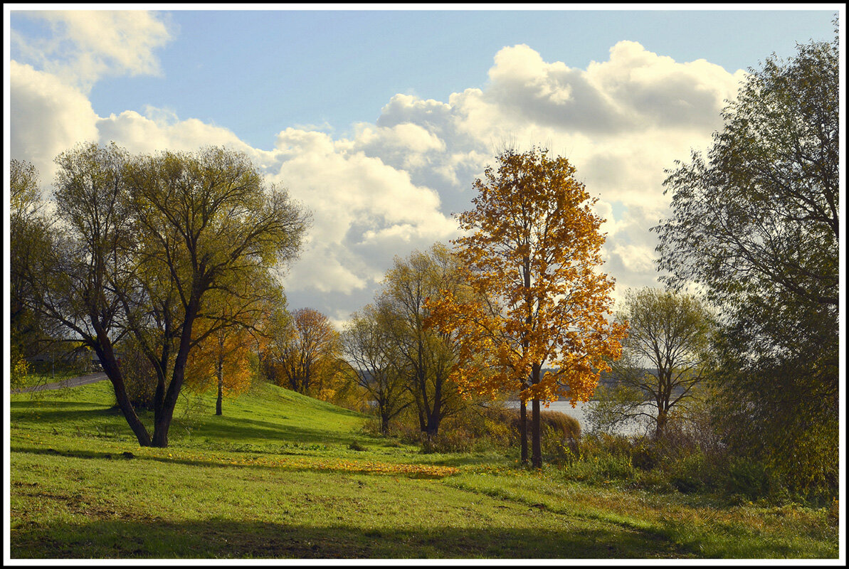 Октябрь уходит - Aleksandr Gal