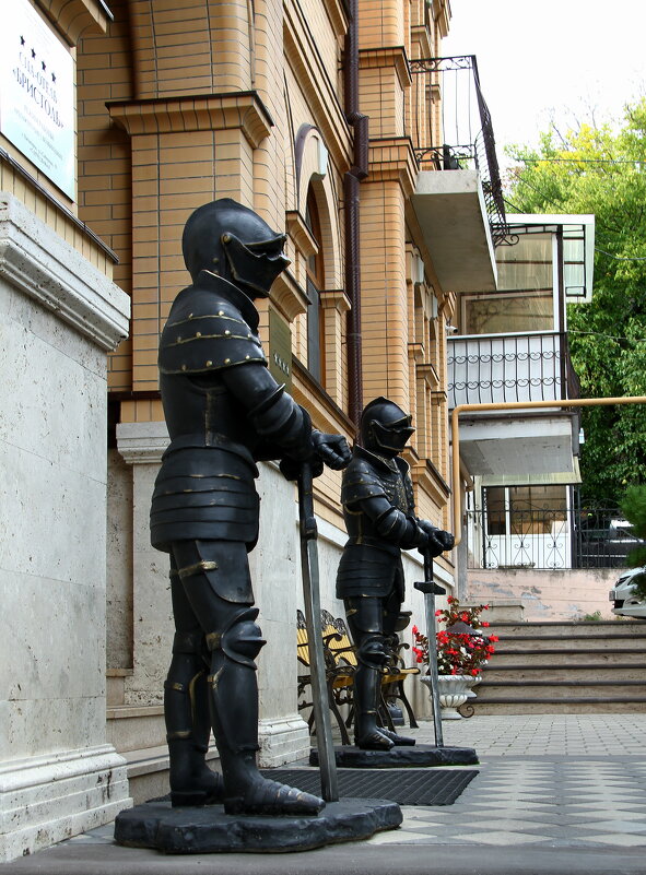 ** - Vlad Сергиевич ** - Vlad Сергиевич