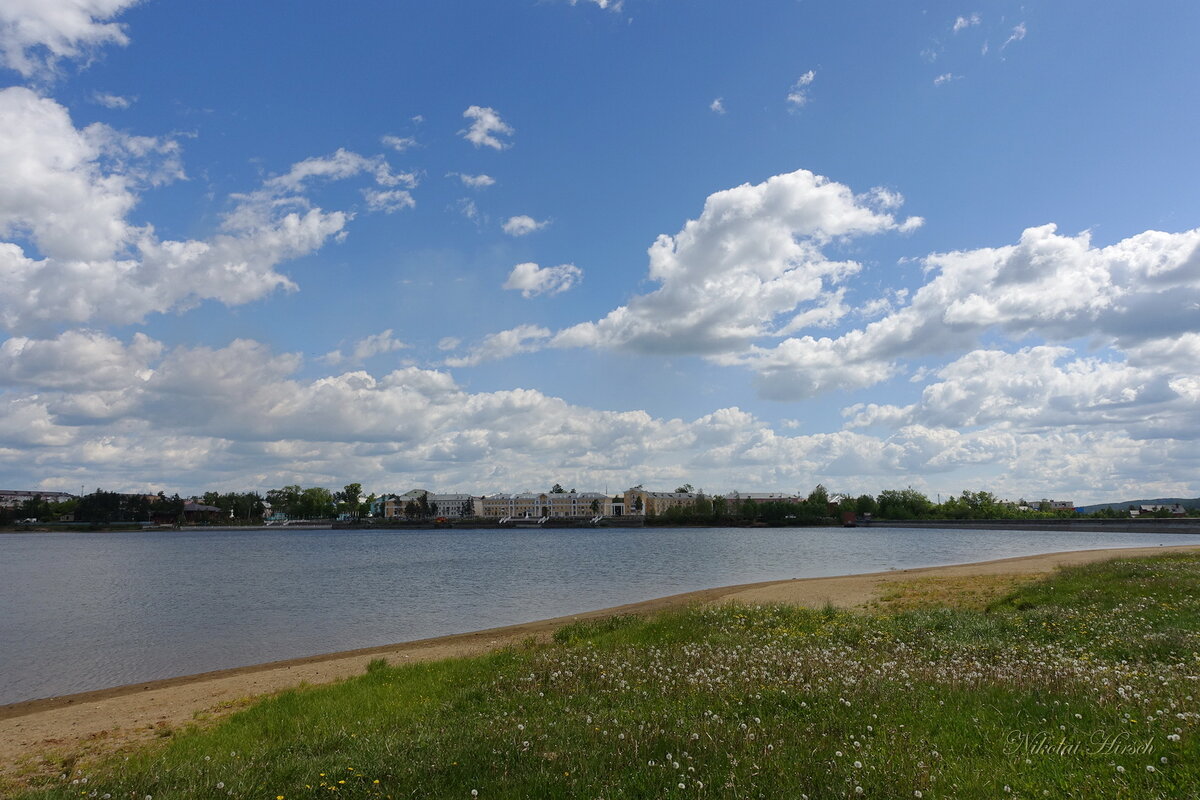 Вид на город Краснотурьинск... - Николай Гирш