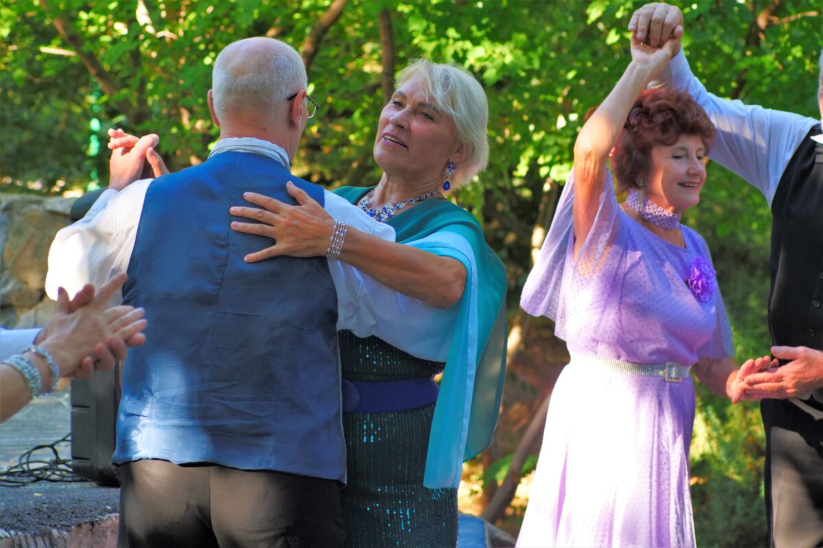 вальс - Аркадий Баринов