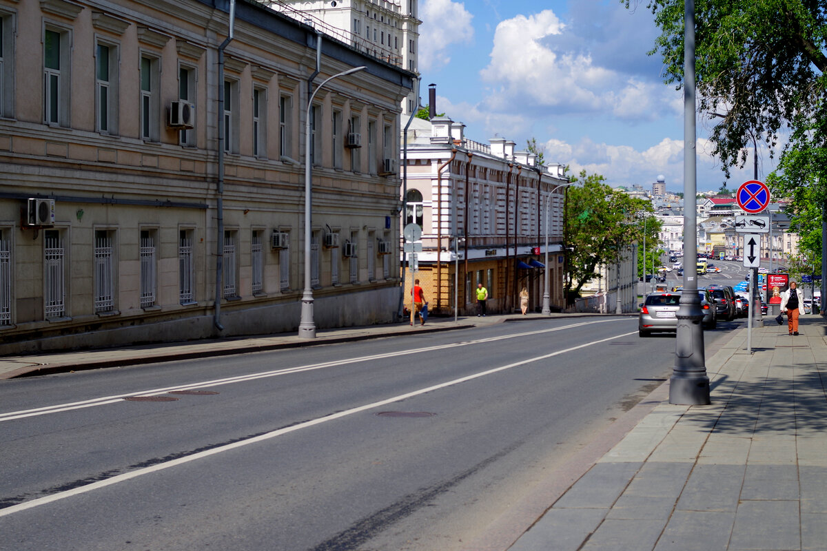 Яузская улица - Игорь Белоногов Яузская улица - Игорь Белоногов