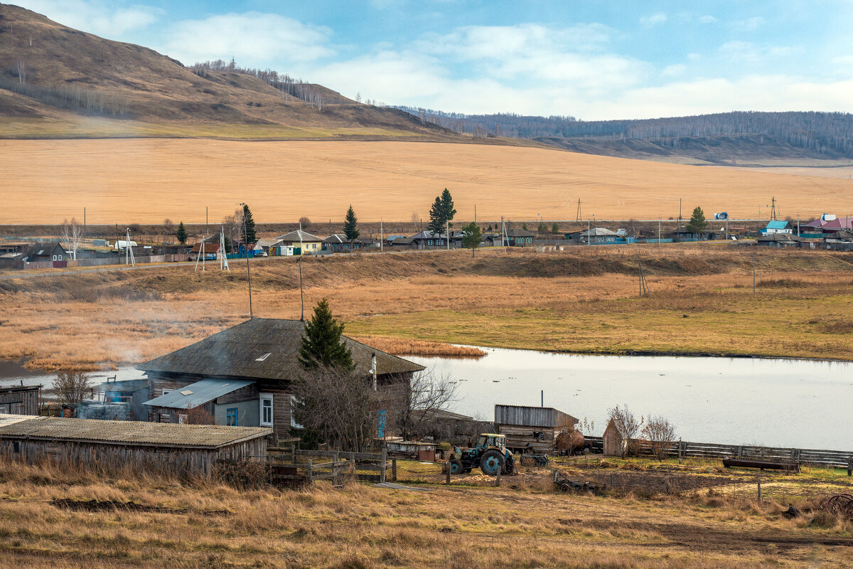 Осень на селе.. - Алексей Мезенцев