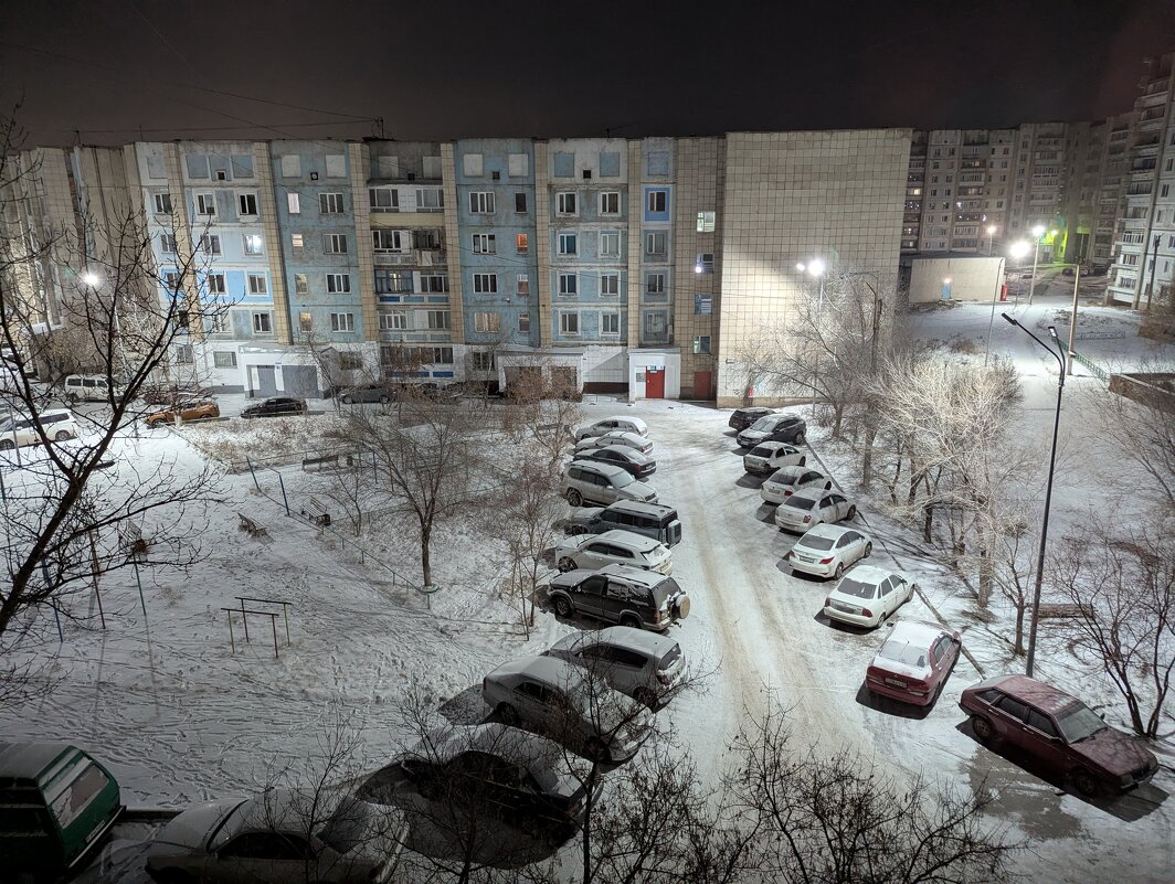 Тиха Карагандинская ночь... - Андрей Хлопонин Тиха Карагандинская ночь... - Андрей Хлопонин