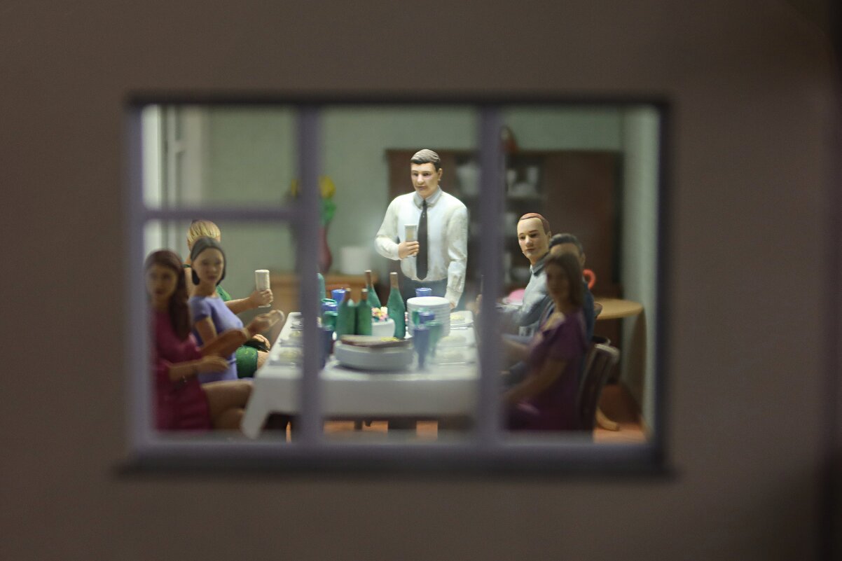 "Вот и окна в сумерках зажглись..." - Дмитрий И_ "Вот и окна в сумерках зажглись..." - Дмитрий И_