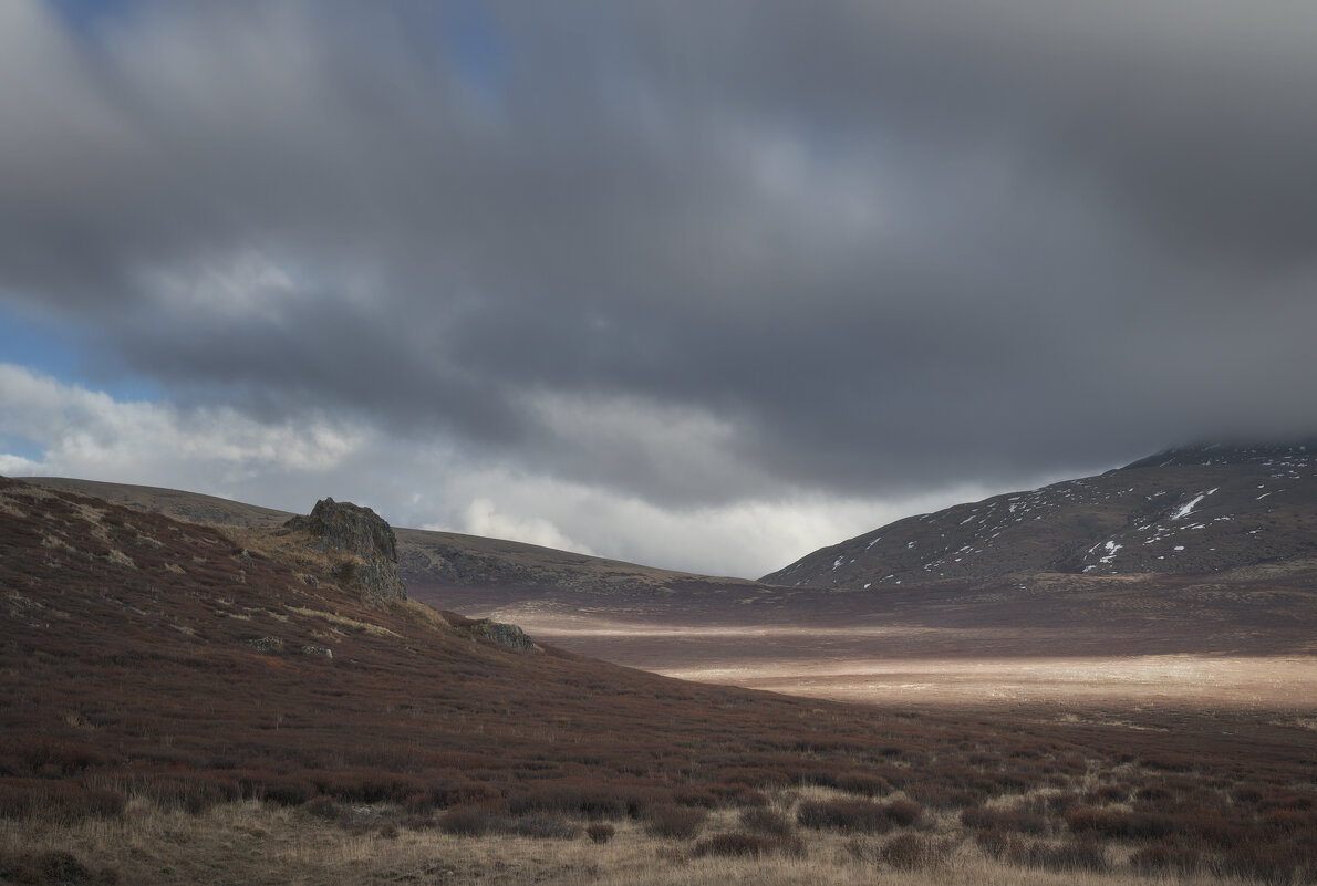 * - Александр Иванов