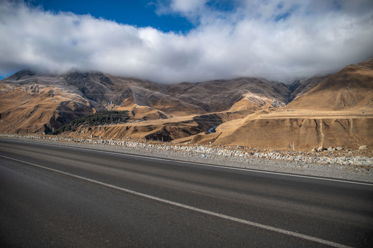 По дороге с облаками. Грузия. - Дина Евсеева