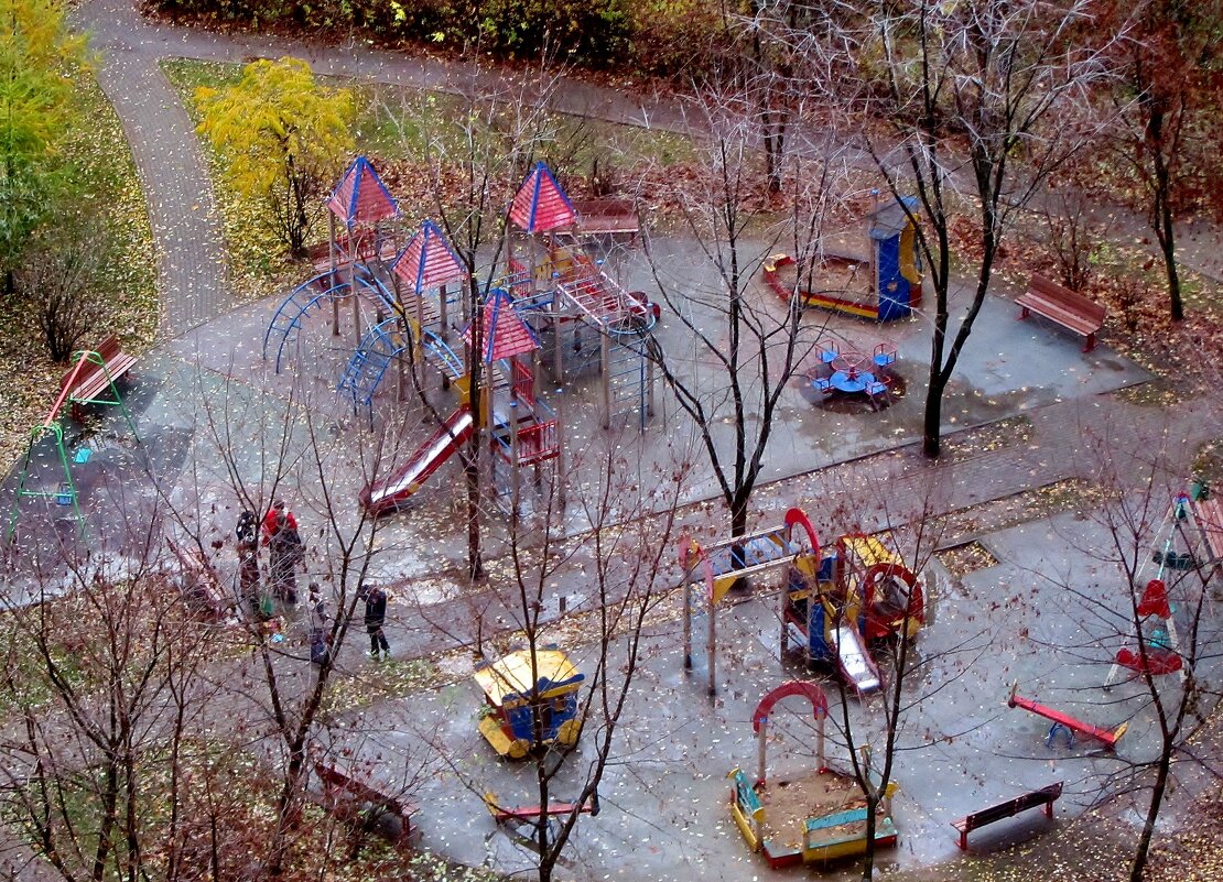 ...детская площадка в моём дворе... - galalog galalog