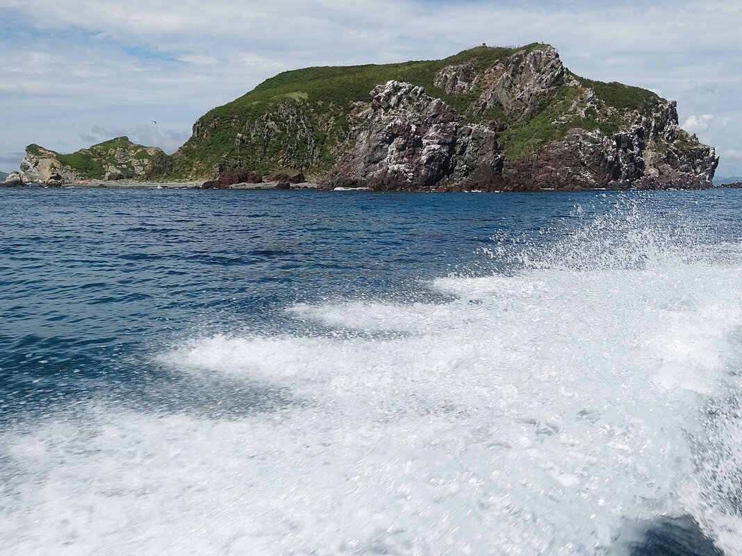 На катере к острову Путятина - Лидия Бусурина