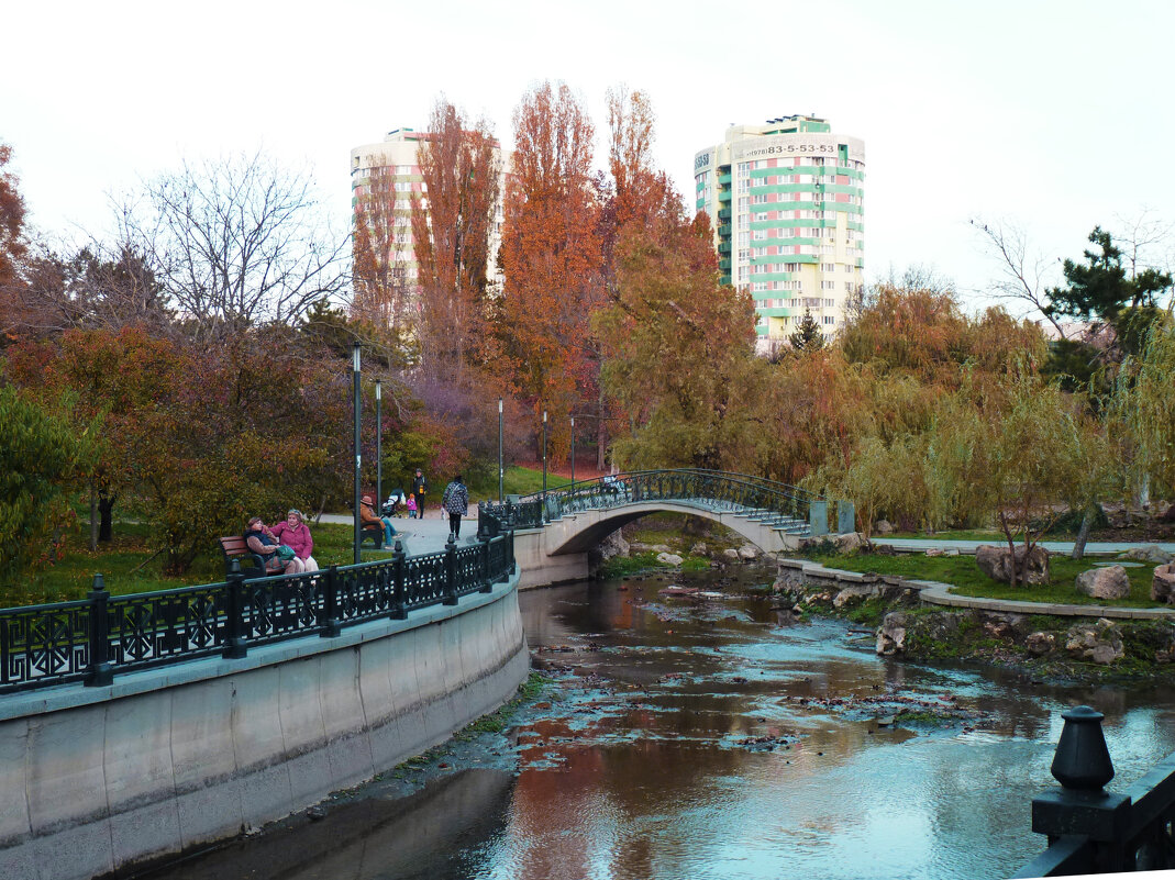Осень вГагаринском парке - Валентин Семчишин Осень вГагаринском парке - Валентин Семчишин