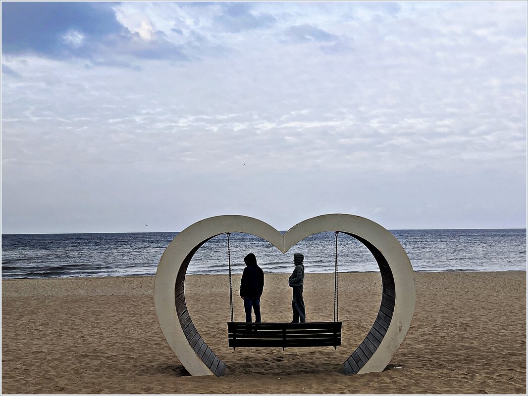 Качели. - Валерия Комова