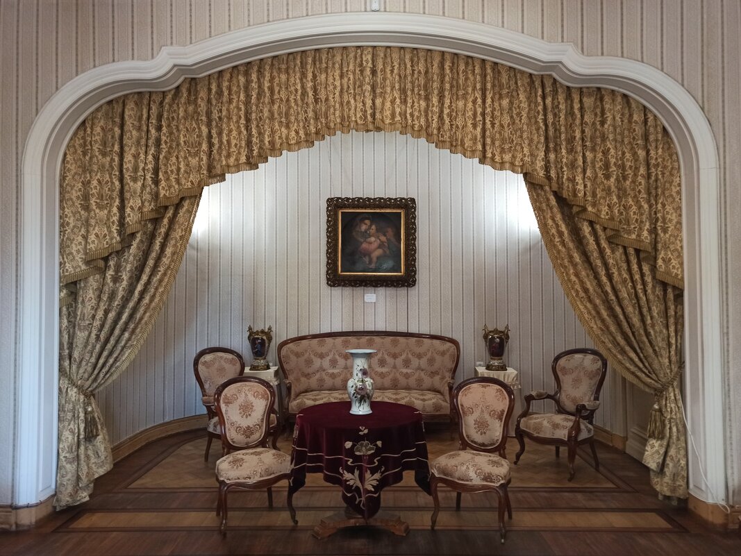 Массандровский дворец. Крым. - Галина 