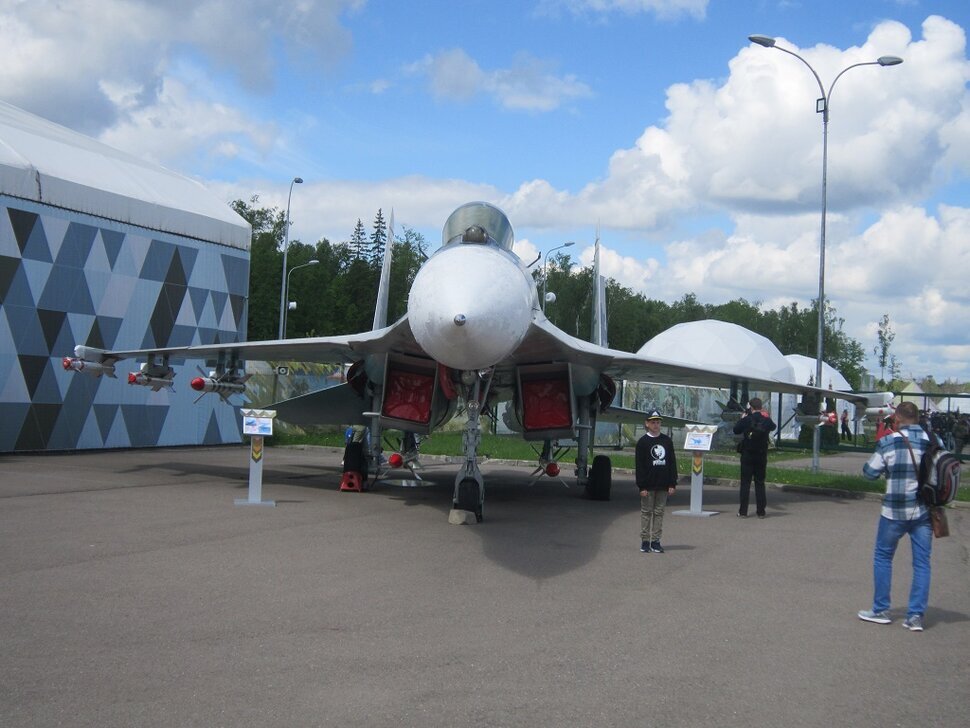 Двухместный многоцелевой истребитель Су-30 - Дмитрий Никитин