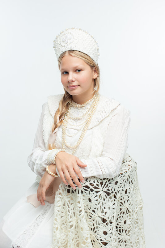 кокошник - Екатерина Пенежина