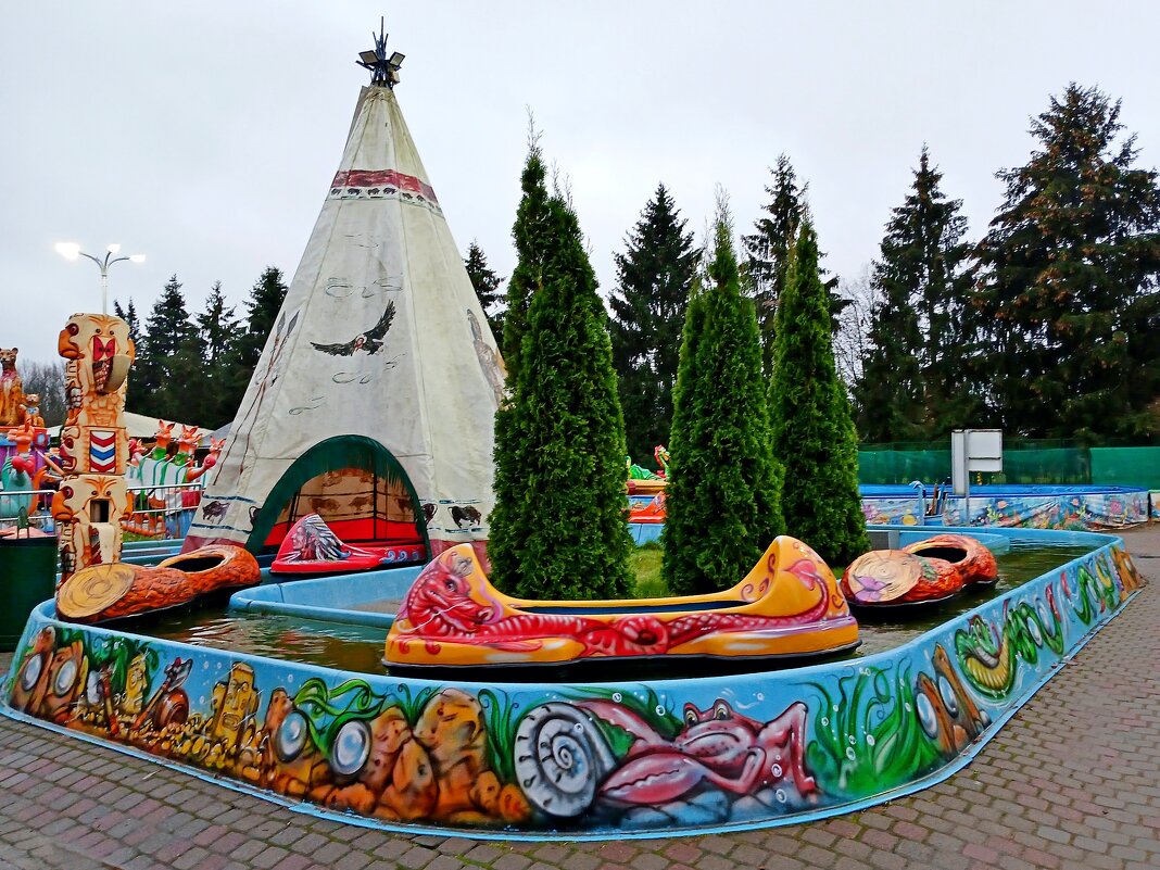 В парке аттракционов 1 - Лия ☼