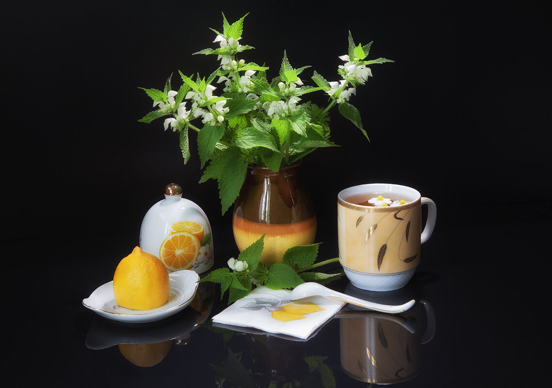 Натюрморт. Чай с лимоном. - Лилия *