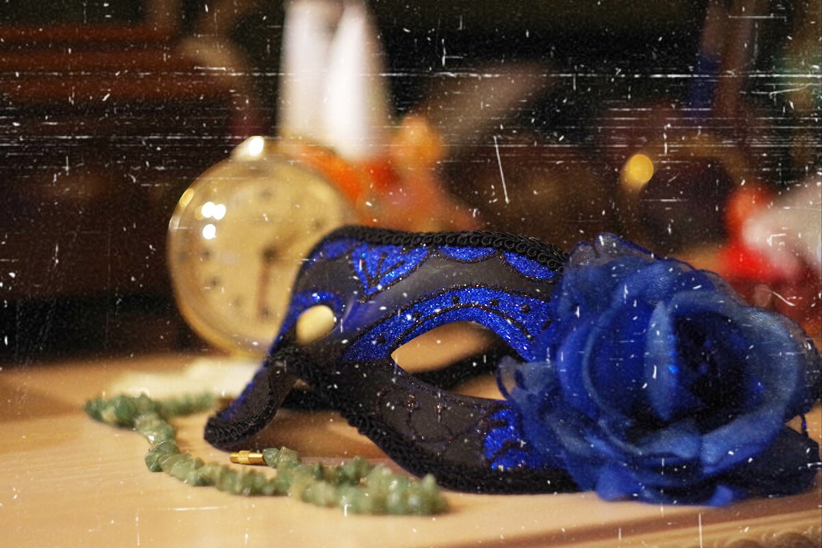 * * * - Руслан 