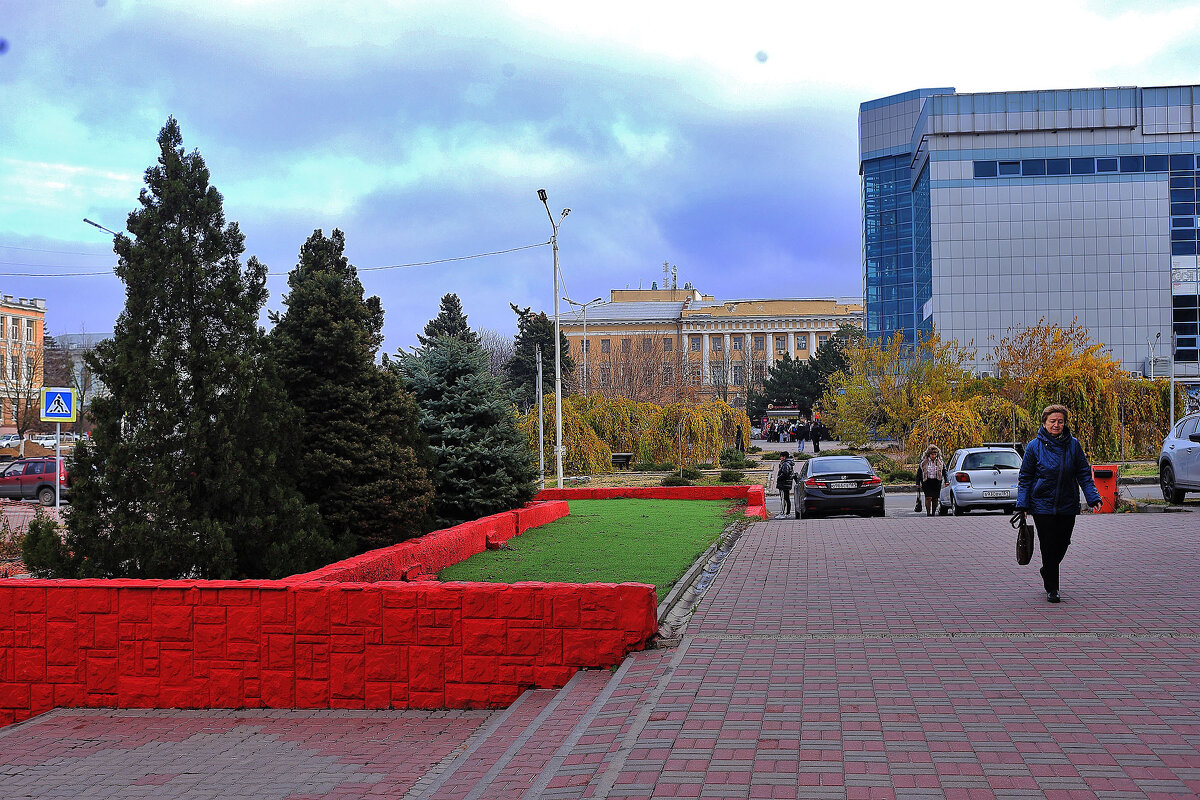 Возле мерии - Юрий Гайворонскiий