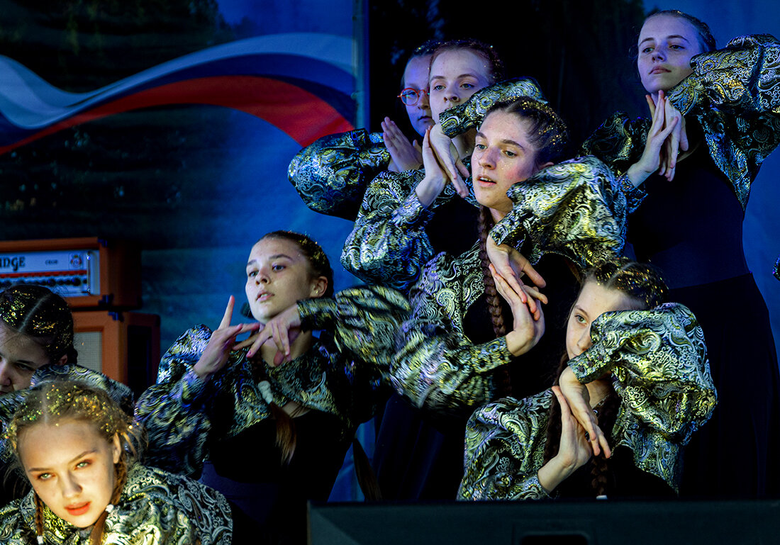 Танец - Алексей Окунеев