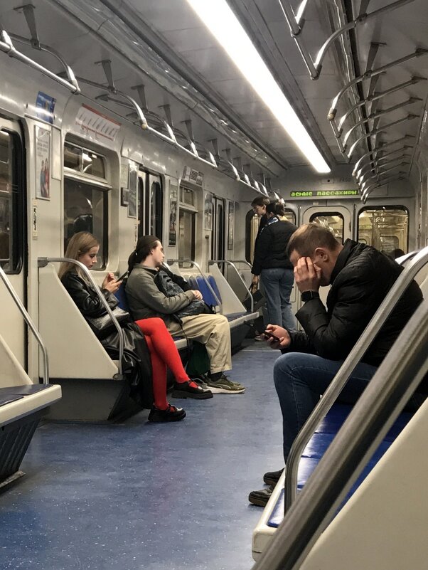 вагон метро - zavitok *