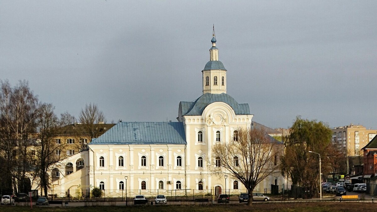 Православные храмы Смоленска. - Милешкин Владимир Алексеевич 