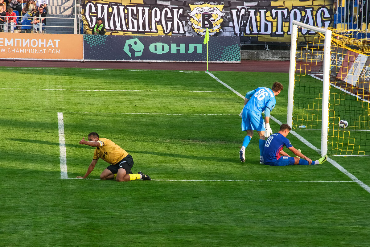 Про футбол... (2) - Влад Никишин