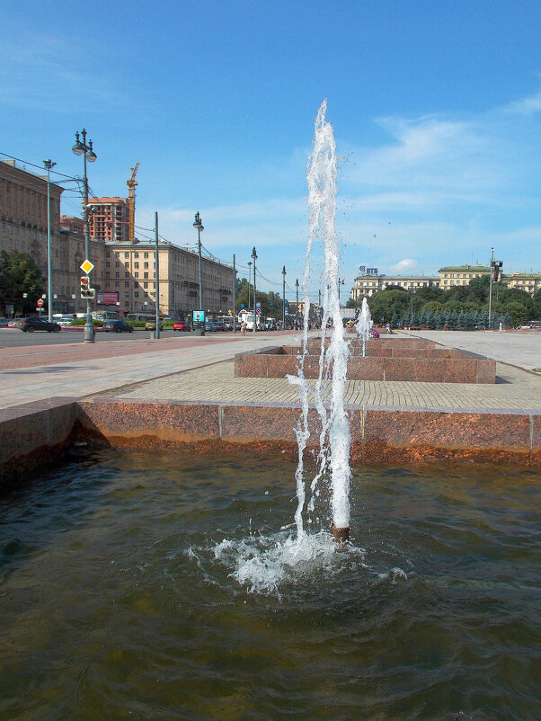 Фонтан на Московской площади  в СПб - Фотогруппа Весна