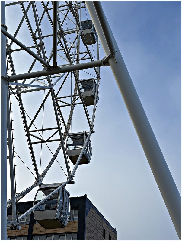 Фрагмент колеса. - Валерия Комова