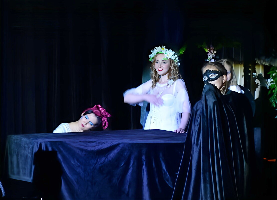 Кусок спектакля - Игорь Корф