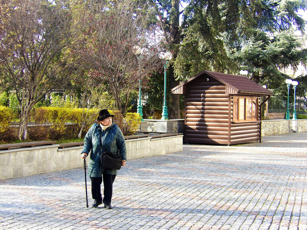 * - Валентин Семчишин