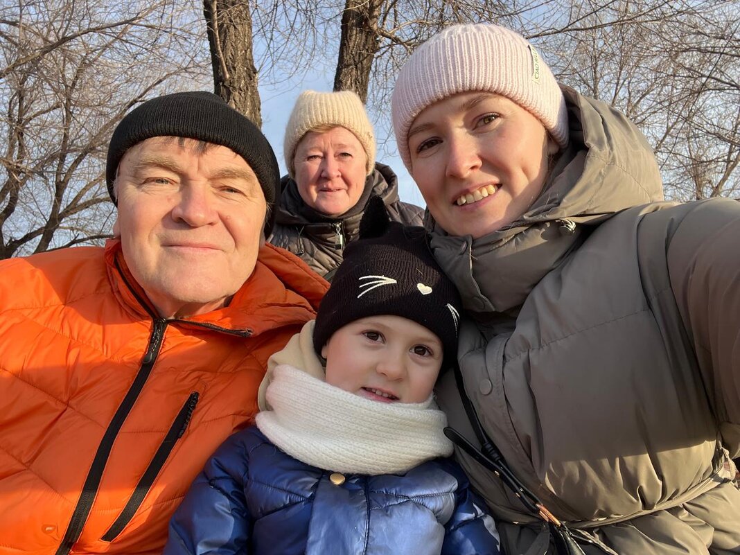 Счастье есть. - Андрей Хлопонин Счастье есть. - Андрей Хлопонин