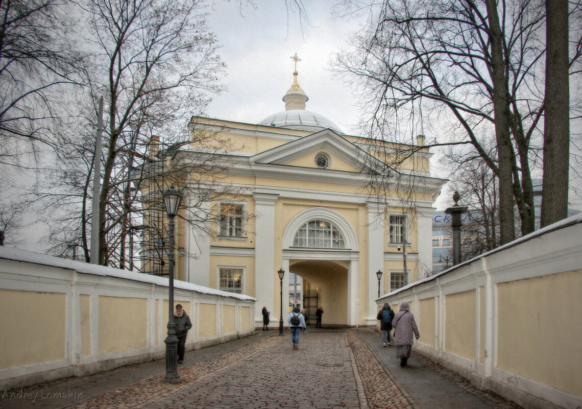 Надвратная церковь иконы Божией Матери Всех Скорбящих Радость - Andrey Lomakin
