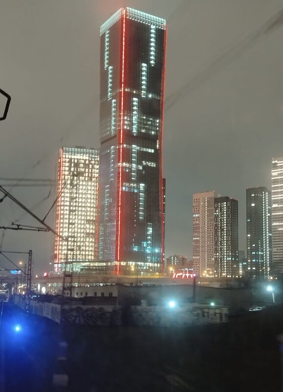 Огни ночной Москвы. - Людмила Гулина