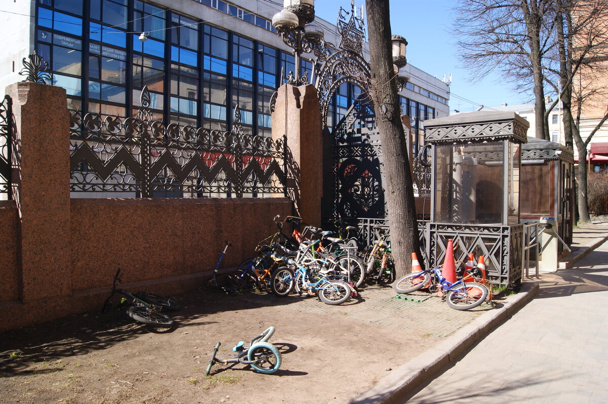 /// - Виктор Никитенко