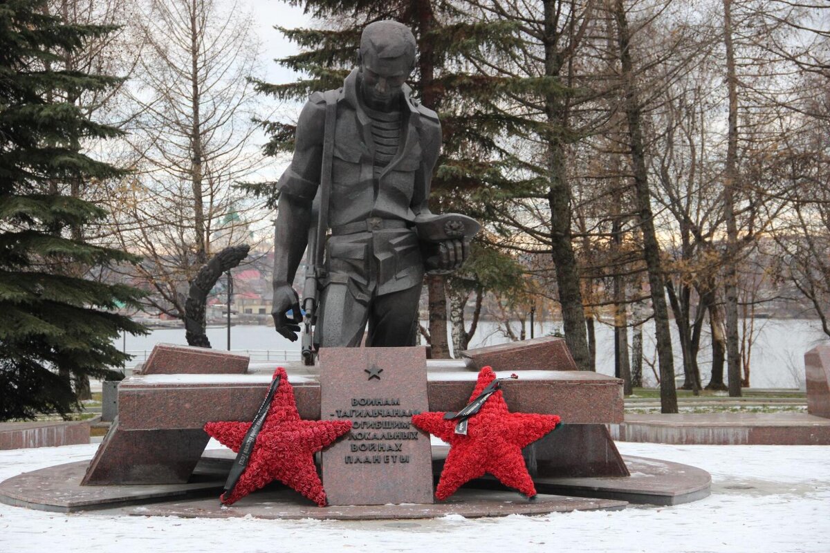 Монумент - Serega SchütZ