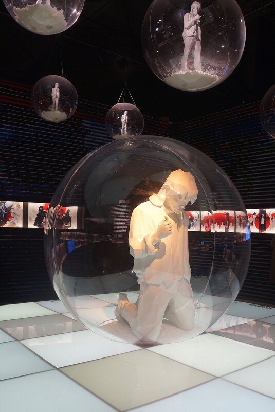 Выставка байопик: "Виктор Цой. Легенда" - zavitok *