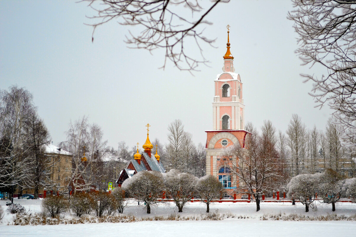 зимний пейзаж с церковью - Ольга 