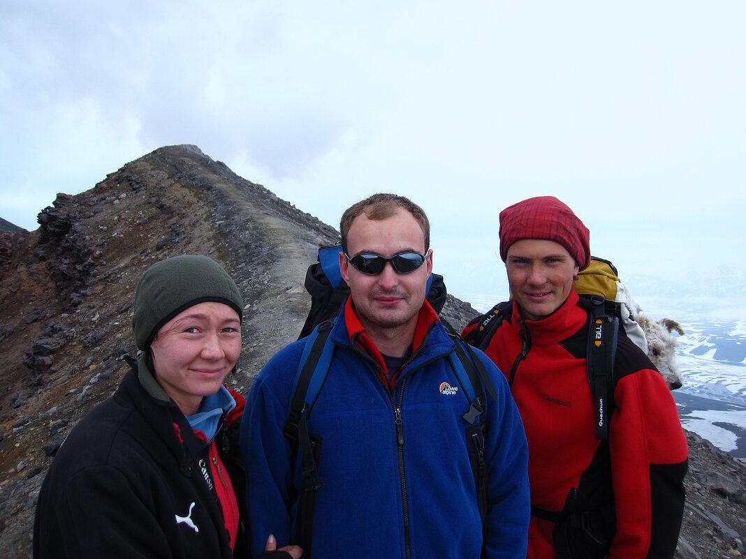 Доблестные и героические покорители вулкана Горелый. - unix (Илья Утропов)