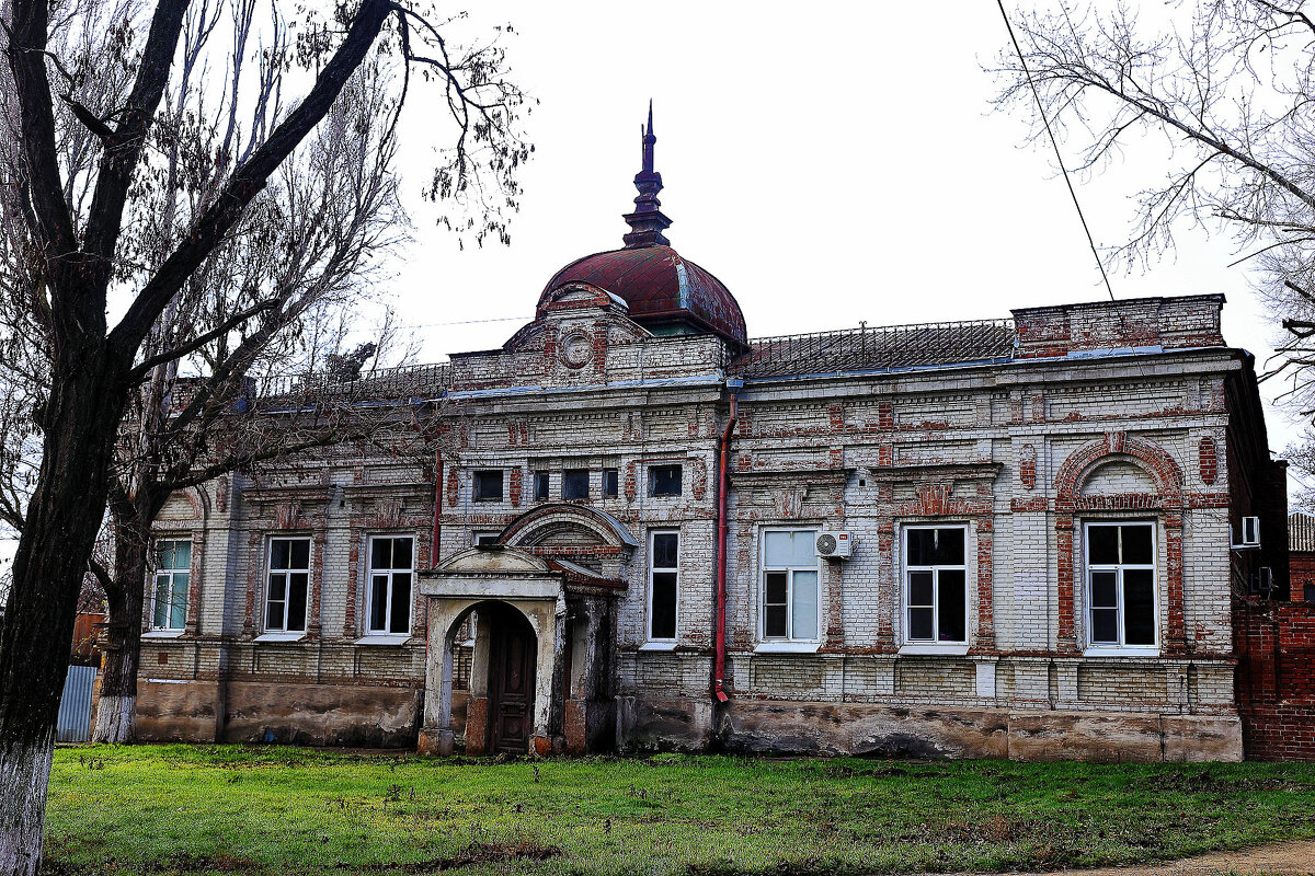 Старая постройка - Юрий Гайворонскiий Старая постройка - Юрий Гайворонскiий